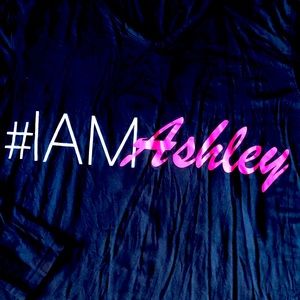 NEW! #IAMASHLEY Graphic Shirt ✨